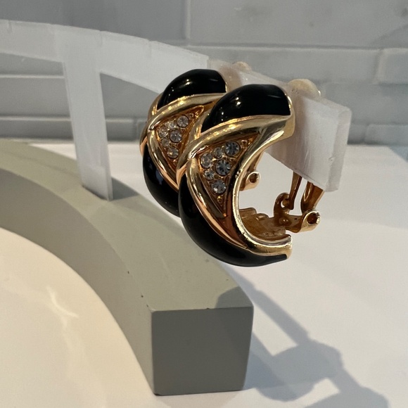 Vintage Swarovski Crystal Earrings Black Enamel and Gold-Tone Swan Marked - Picture 6 of 12